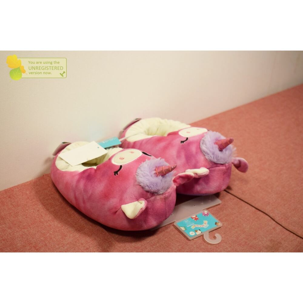 Squishmallows Kids' Lola the Unicorn Plush Slippers XL 4-5